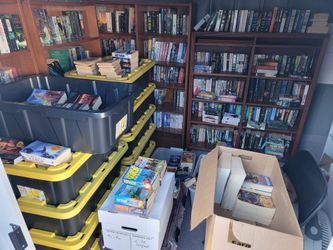 Hundreds Of Brand New Fantasy & Sci-Fi PB's