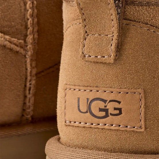 UGG NEW ReG $160
