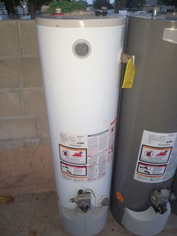 30 gallons natural gas water heater 60 Days warranty pickup off oh delivery