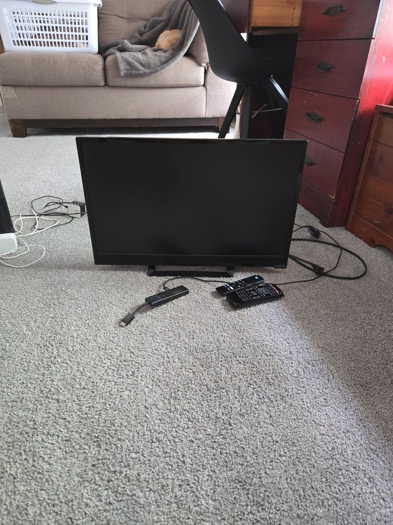 Vizio TV 26in With Amazon Plug In