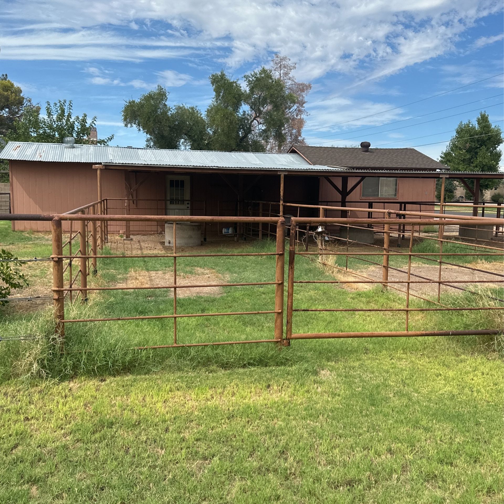 3 Horse Stalls