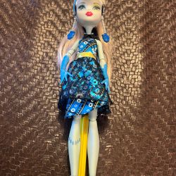 Welcome to Monster High Frankie Stein Photo Booth Ghouls Monster High Doll