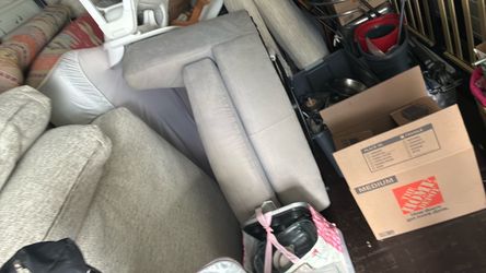 Swivel gray chair