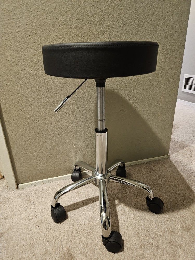 Adjustable Stool