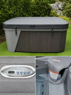 AquaRest AR400 4-Person Plug & Play Hot Tub – Excellent Condition – Includes Extras