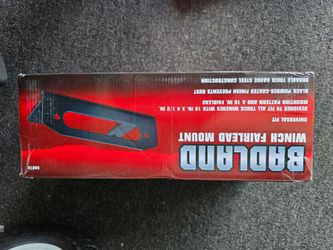 Winch fairlead mount