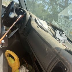 2004 GMC Sierra (‼️PARTS‼️)