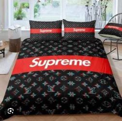 Supreme Printed Queen Size Duvet Cover and 2 Standard Pillow Shams