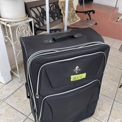 Good in excellent condition checked suitcases