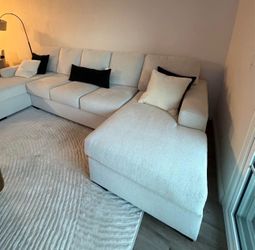 Sectional sofa