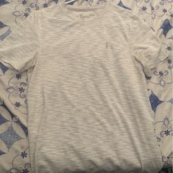 Under Armour Shirt (Medium)
