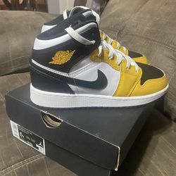 Jordan’s size 5 youth