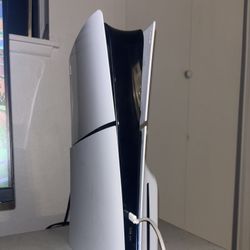 PS5 Slim 1 TB