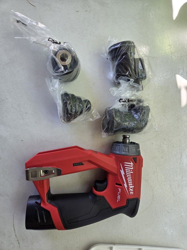 Milwaukee 3/8 Drill/hex Driver