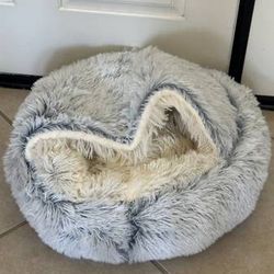 New 24” Soft Cat Bed Gray Round Warm Plush Fur Hooded Cover Small Dog, Rabbit