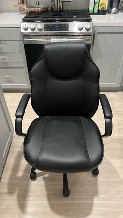 Desk Chair (Black)