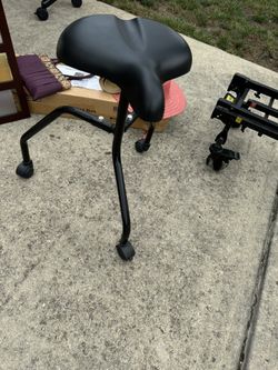 Rolling Sitting stool