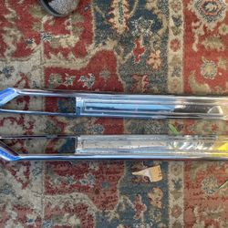 Chrome Molding For A 1971 Cutler Supreme