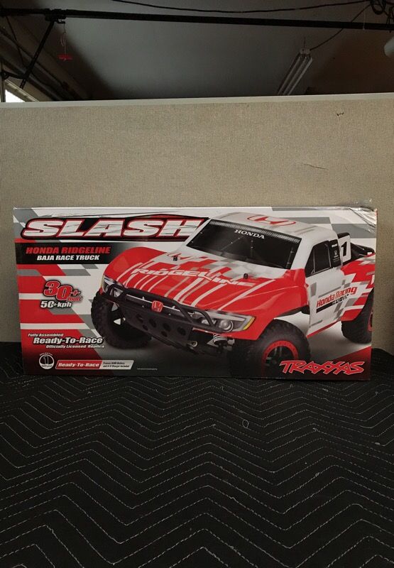 Traxxas Slash Honda Ridgeline Baja race truck.