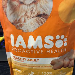 Iams Proactive Health Healthy Adult with chicken Dry Cat Food, 3.5 lb