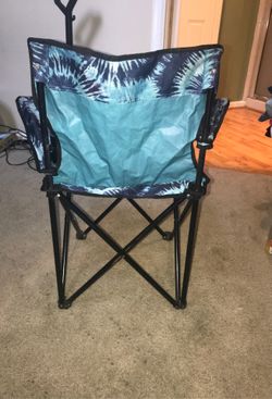 Tye die chair