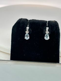 White gold earrings