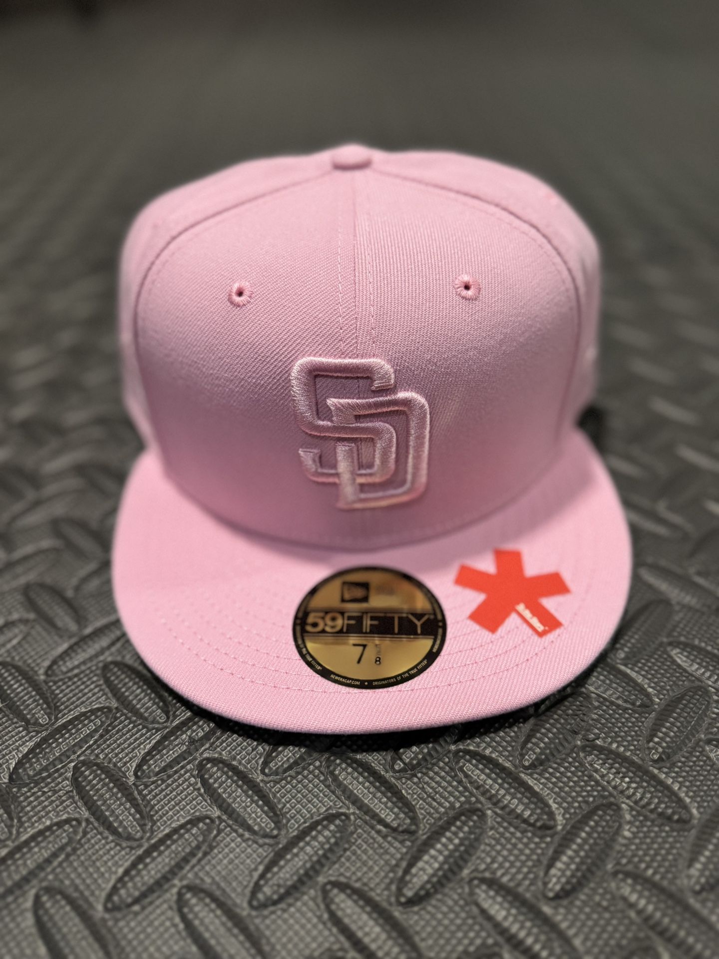 Blink 182 Tom DeLonge NEW ERA MLB Fitted 7 5/8 RARE, SOLD OUT Everywhere 