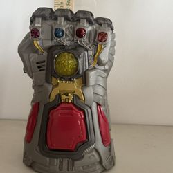 MARVEL AVENGERS GLOVE