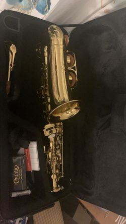 Used saxophone alto