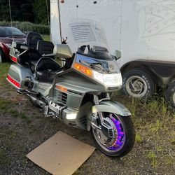 1999 Honda Goldwing, 1500 SE