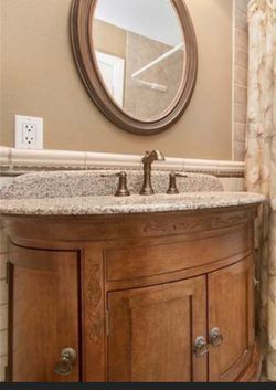 Bathroom sink and mirror
