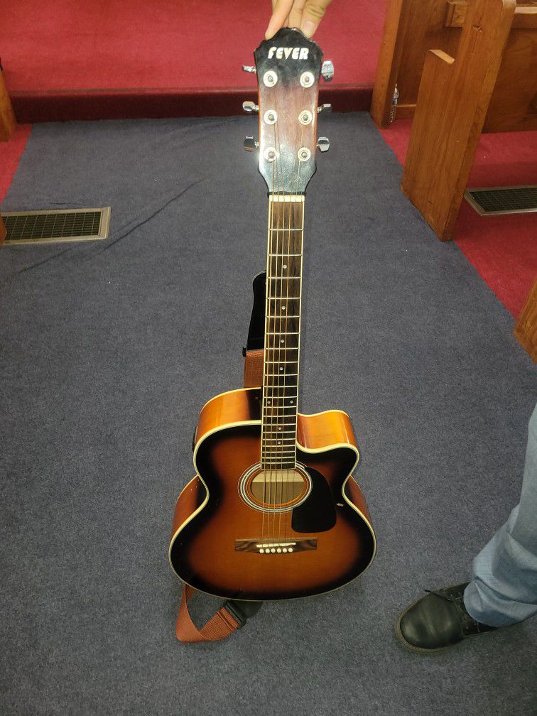 Acustic Fever Guitar for Sale in Fresno, CA - OfferUp