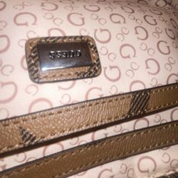 Brown Guess Satchel with Detachable Strap – Brand New, Unworn!