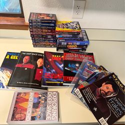 Lot of 26x Vintage Star Trek Magazines, Books