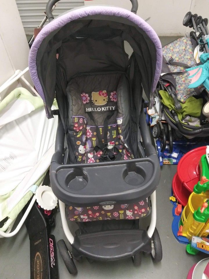 Hello Kitty Stroller