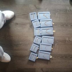 Find Jewelry! Great For Gifting! 