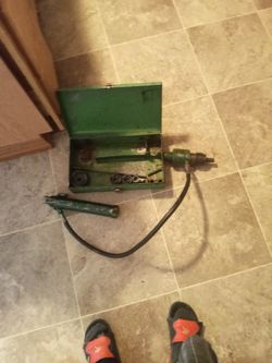 Hydraulic Knock Out Tool