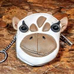 Giraffe Coin Purse • Zipper Top Secure • Key Chain Ring Attached • Leather Like Material  • Measures: 5"-Long X 5"-High • Very Cute !

