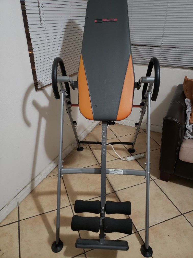 Elite Fitness Inversion Table 60 Dlls
