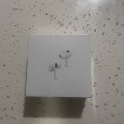 Wireless Earbuds – AirPods Style – Gently Used 