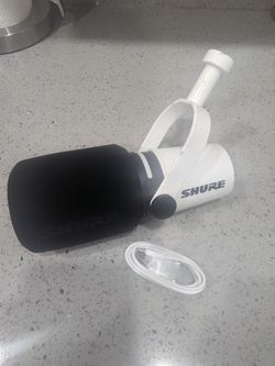 Shure MV7+ USB/XLR Hybrid Microphone for Podcasting, Recording, Live Streaming & Gaming, Built-in Headphone Output