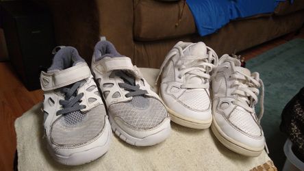 Girls White Nike Size 13