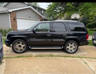 2004 Cadillac Escalade