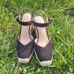 womans wedges.