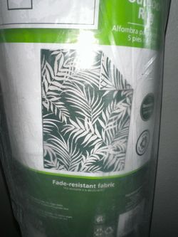 Outdoor rug