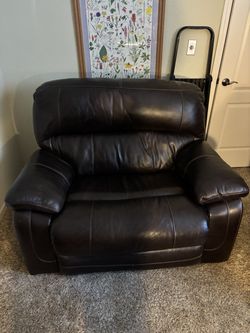 Love seat power recliner