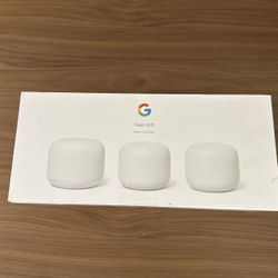google nest wifi router and 2 points NEW