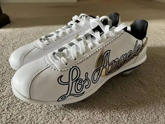 Niķe Baseball Cleats