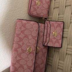 coach bags and wallets