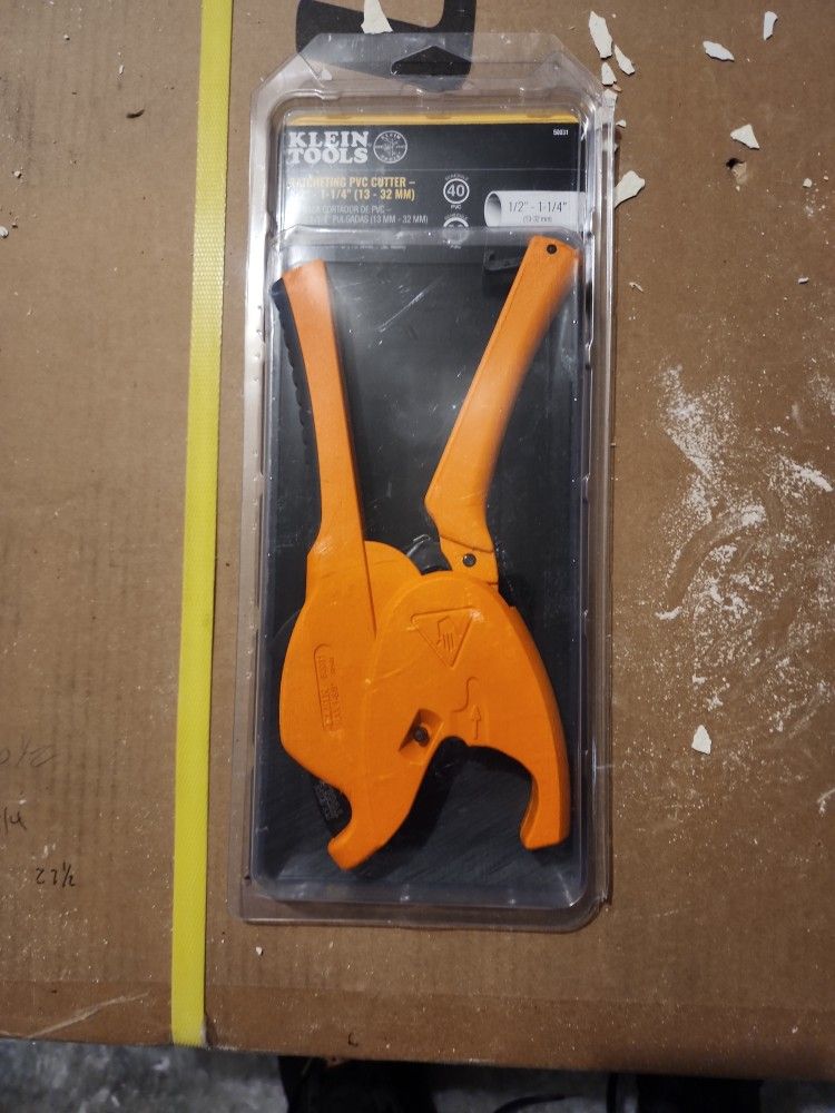 Klein Ratcheting Pvc Cutter